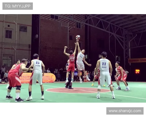 今日篮球赛精彩纷呈多队争夺季后赛名额引关注